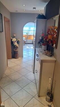 Wohnungsflur.jpg - 3 Zimmer Etagenwohnung zum Kaufen in Erlangen
