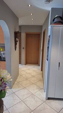 Wohnungsflur 2.jpg - 3 Zimmer Etagenwohnung in Erlangen