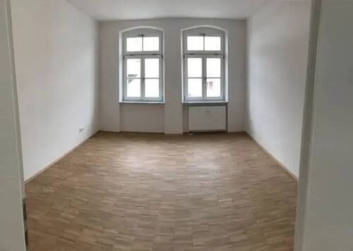 Wohnzimmer - 2 Zimmer Etagenwohnung zur Miete in Amberg