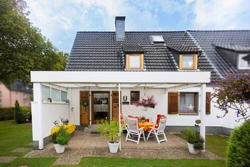 Rückansicht - 4 Zimmer Doppelhaushälfte in Bochum