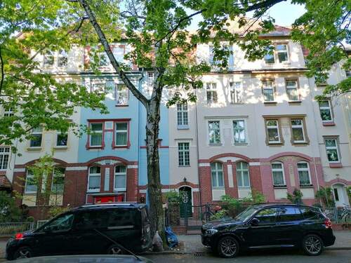 Straßenansicht - Gesamt - Mehrfamilienhaus, Wohnhaus zum Kaufen in Berlin