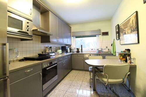 Moderne Einbauküche - Etagenwohnung mit 132,00 m&sup2; in Kassel zum Kaufen