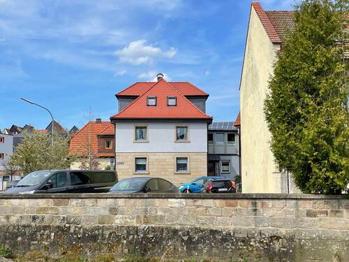 Blick auf Stellplätze - 