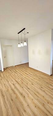 PHOTO-2025-11-05-12-04-07 2 - 3 Zimmer Etagenwohnung in Amberg