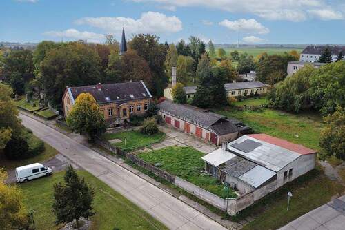 Luftaufnahme - 1 Zimmer Einfamilienhaus in Uckerland