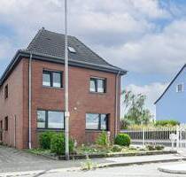 Großzügiges Wohnhaus mit Einliegerwohnung, Balkon und Garten in Waldfeucht - Bocket! - Waldfeucht / Bocket