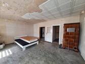 Schlafzimmer - 6 Zimmer Einfamilienhaus zum Kaufen in Beeskow