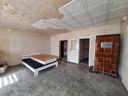 Schlafzimmer - 6 Zimmer Einfamilienhaus zum Kaufen in Beeskow