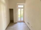 Küche mit Blick auf Balkon - 