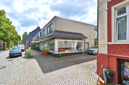 Bild 2 - 9 Zimmer Mehrfamilienhaus, Wohnhaus zum Kaufen in Hamburg