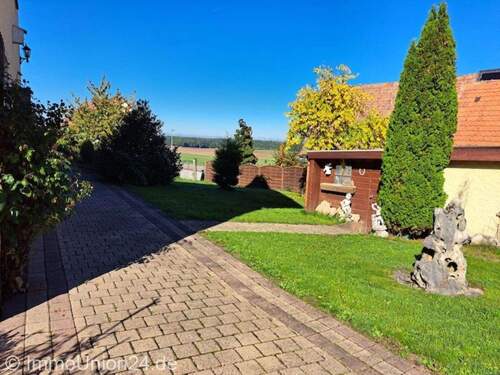 Bild 3 - 8 Zimmer Mehrfamilienhaus, Wohnhaus in Spalt