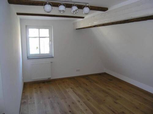Zimmer 2 - 