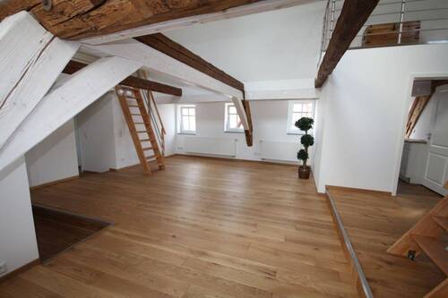 Wohnen - Etagenwohnung mit 100,00 m² in Lauf zur Miete
