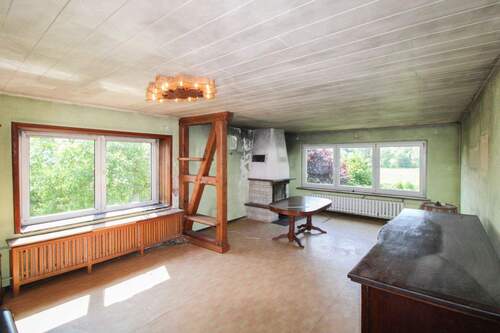 Wohnzimmer - 6 Zimmer Einfamilienhaus in Velgast