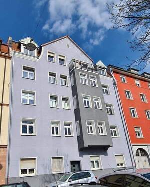 Hausansicht - Charmante 3-Zimmer-Wohnung mit Balkon in ruhiger Bestlage im Nibelungenviertel