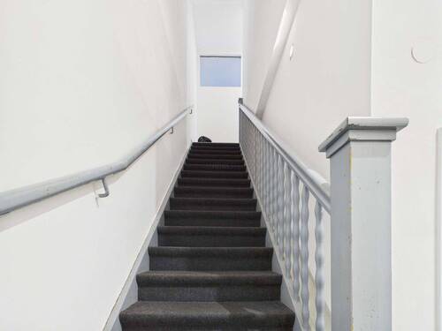 Treppenhaus ins OG. - 