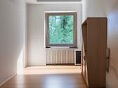 halbes Zimmer - 