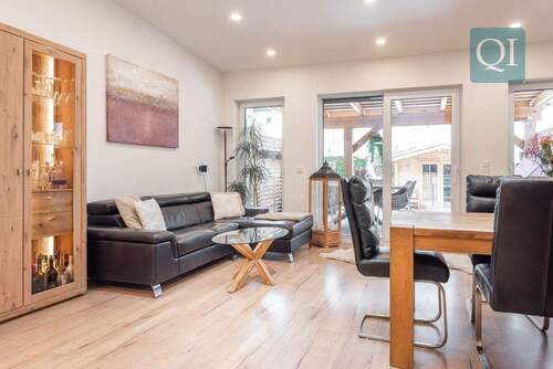 QI-6899 Wohn-Essbereich - 