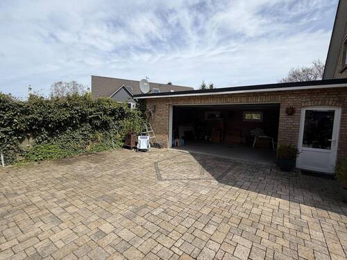 Außenansicht Garage Vorderseite - 
