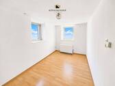 EG Zimmer 2 - 5 Zimmer Doppelhaushälfte in Vaihingen an der Enz