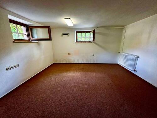 ein Kellerraum für Hobbys... - 