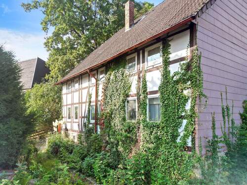 Außenansicht - 8 Zimmer Bauernhaus, Landhaus in Hessisch Oldendorf