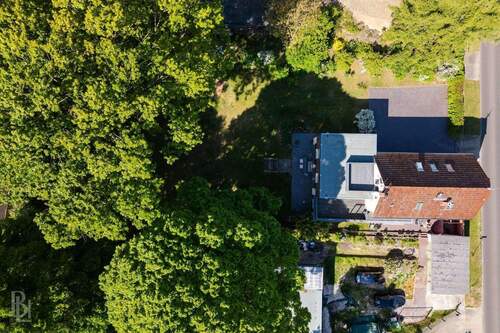 Luftbildaufnahme des Anwesens - 1 Zimmer Mehrfamilienhaus, Wohnhaus zum Kaufen in Kloster Lehnin