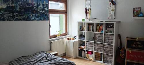 Schlafzimmer - 2 Zimmer Etagenwohnung zur Miete in Halle (Saale)