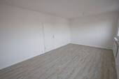 Wohn/Schlafbereich - 2 Zimmer Etagenwohnung in Halle (Saale)