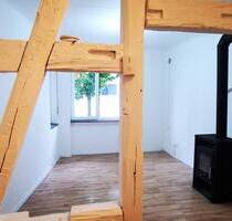 Kleine 3 Zim. EG Whg. mitten in der Stadt m. Küche Holzofenheizung - Bad Mergentheim