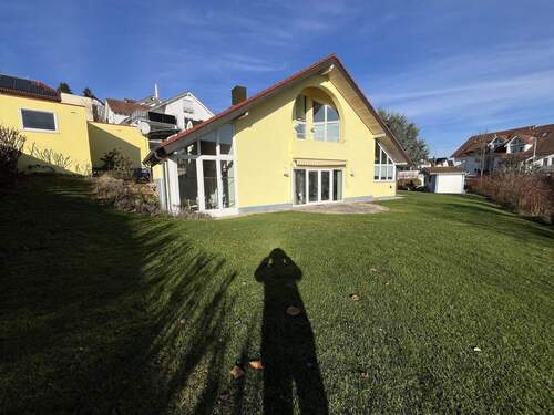 Ansicht von Süden - 4 Zimmer Einfamilienhaus zum Kaufen in Uhingen