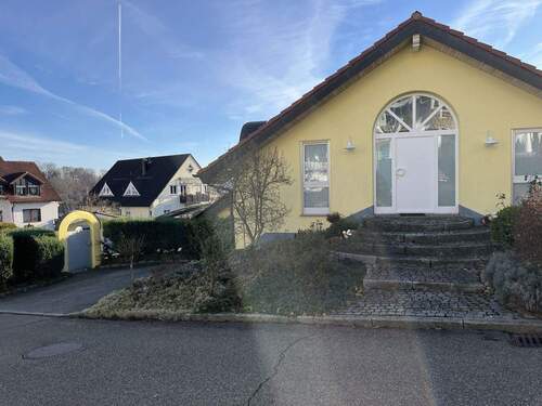 Nordost Stellplätzen u Gartent - 