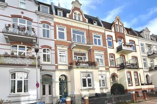 Ansicht - 1 Zimmer Mehrfamilienhaus, Wohnhaus zum Kaufen in Lübeck