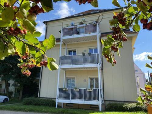 Hausansicht - 2 Zimmer Etagenwohnung in Zwickau