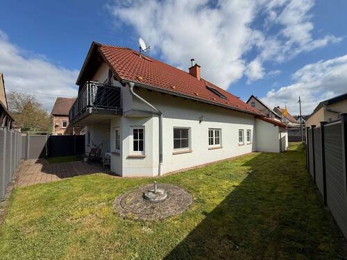 Außenansicht - Gemütliches Einfamilienhaus mit pflegeleichtem Grundstück in Olsbrücken