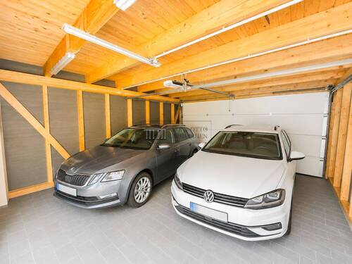 Garage - 