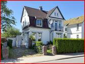 Süd-Ost-Ansicht - Zeitlose Eleganz -Städtisches Einfamilienhaus mit historischem Flair und kleiner Gartenoase