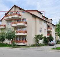 helle 2 Zi-Dachgeschosswohnung auf Gölten - Trossingen