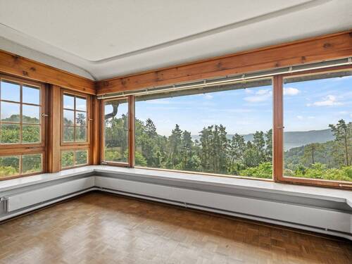 Bibliothek im Altenteil mit unverbaubarem Seeblick - 