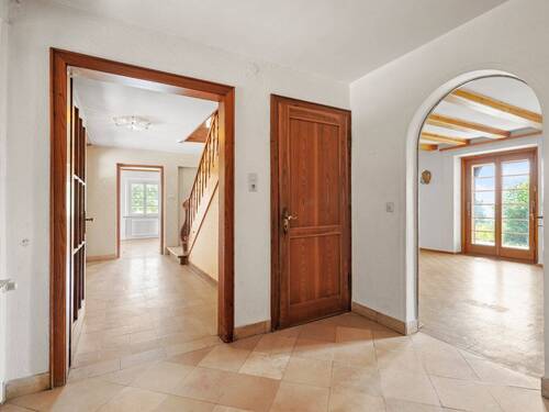 Stilvolle Innenausstattung mit Solnhofer Naturstein - 