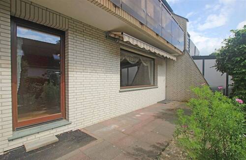 Blick auf die Terrasse - 