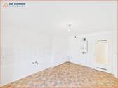 CAM03172G0-PR0486-STILL011 - 