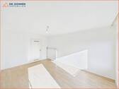 CAM03172G0-PR0486-STILL002 - 