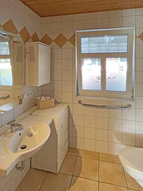 Badezimmer Erdgeschoss - 