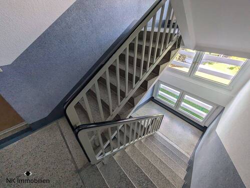 Treppenhaus - 3 Zimmer Etagenwohnung in Limbach-Oberfrohna