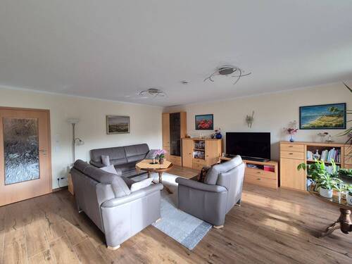 Wohnbereich - 3 Zimmer Etagenwohnung zum Kaufen in Stralsund