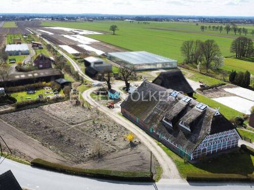 Drohnenaufnahme Ostansicht des Hauses - 