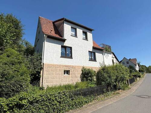 Bild 1 - Charmantes Einfamilienhaus mit Potenzial in ruhiger Lage von Werleshausen