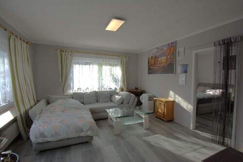 Wohnzimmer - 6 Zimmer Einfamilienhaus in Lunden