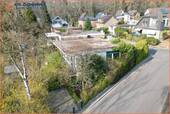 Front 2 - Bungalow mit zwei Wohnungen und idyllischem Garten in Wassenberg-Oberstadt